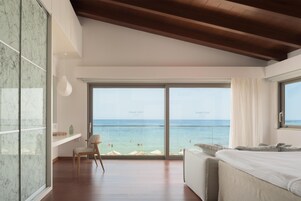 Pasiphae Beachfront Villa Front Sea View | Bathroom | Eco-friendly toiletries, hair dryer, slippers, bidet