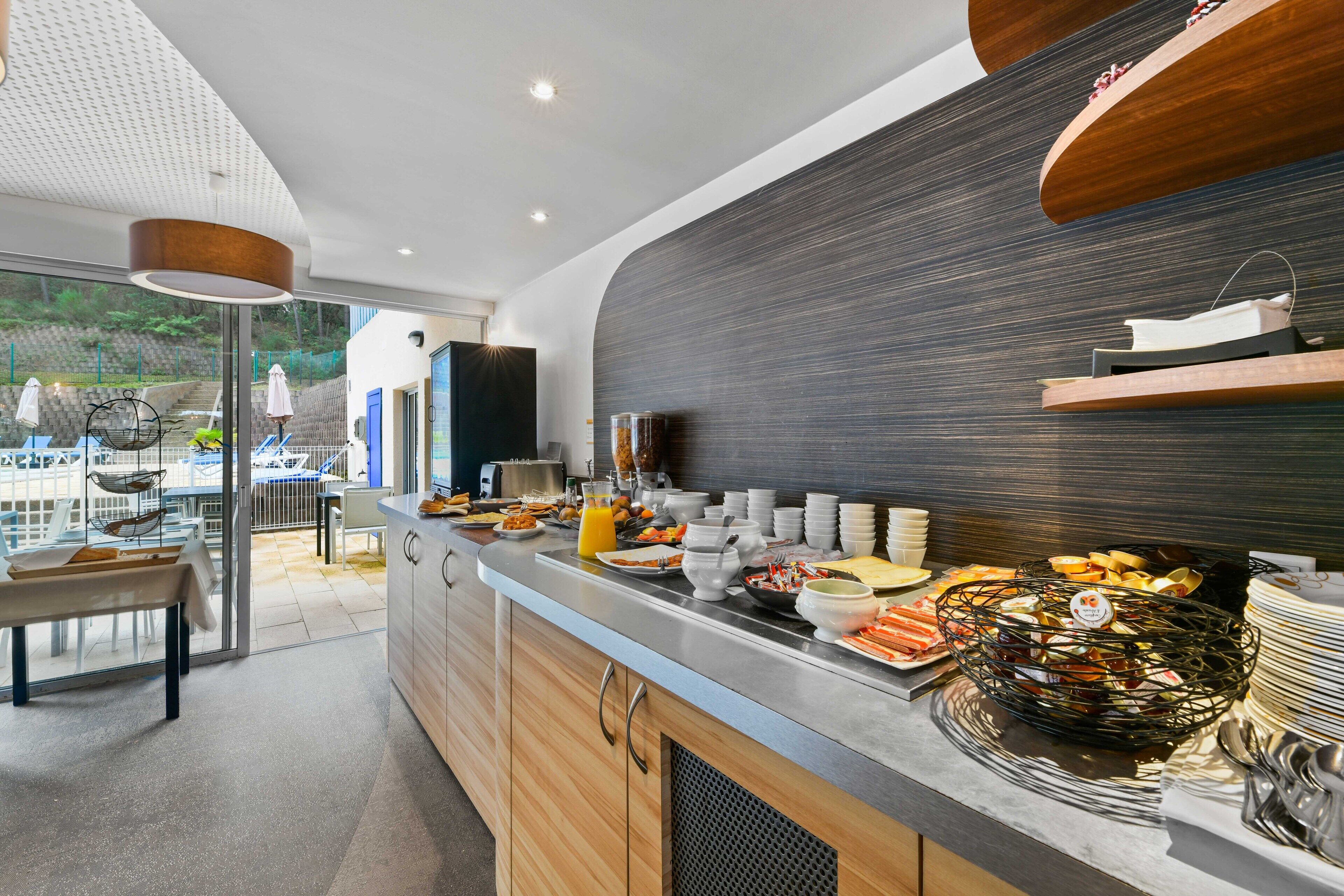 Dagelijks ontbijtbuffet (EUR 16 per persoon)