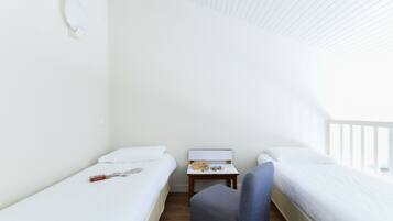 Quadruple Room | In-room safe, desk, soundproofing, free cots/infant beds