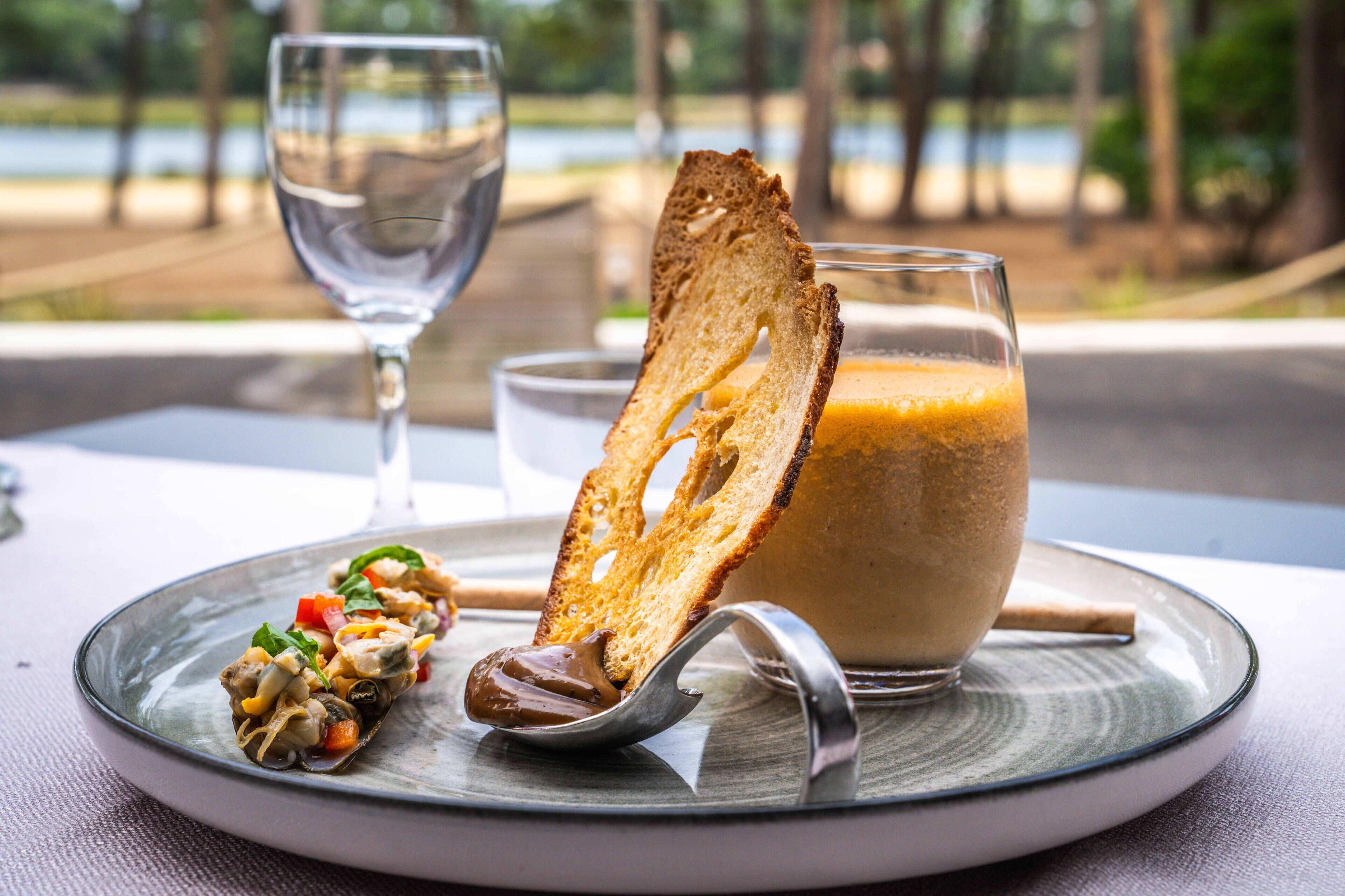 Foto - Hotel Logis Lacotel