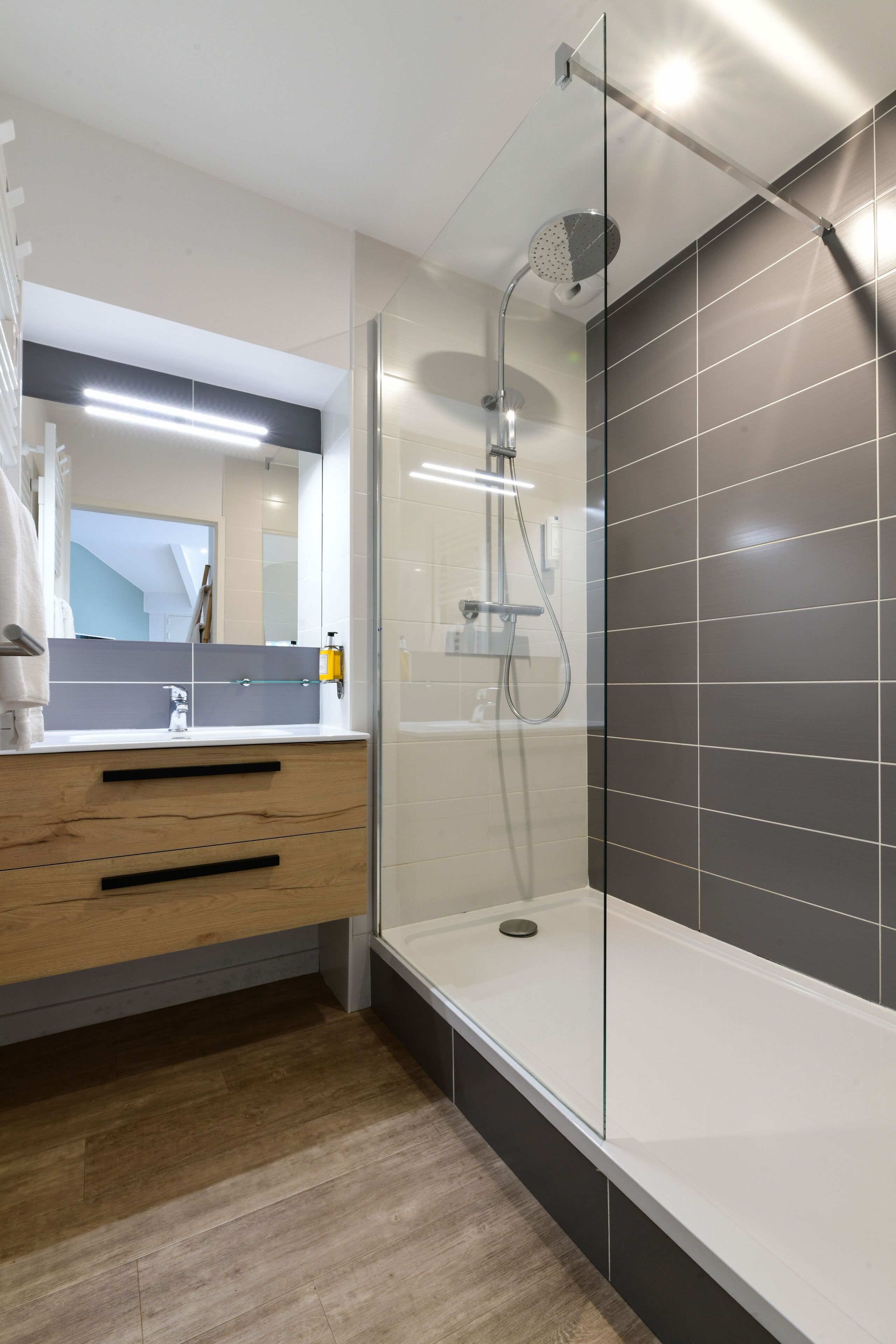 Foto - Hotel Logis Lacotel