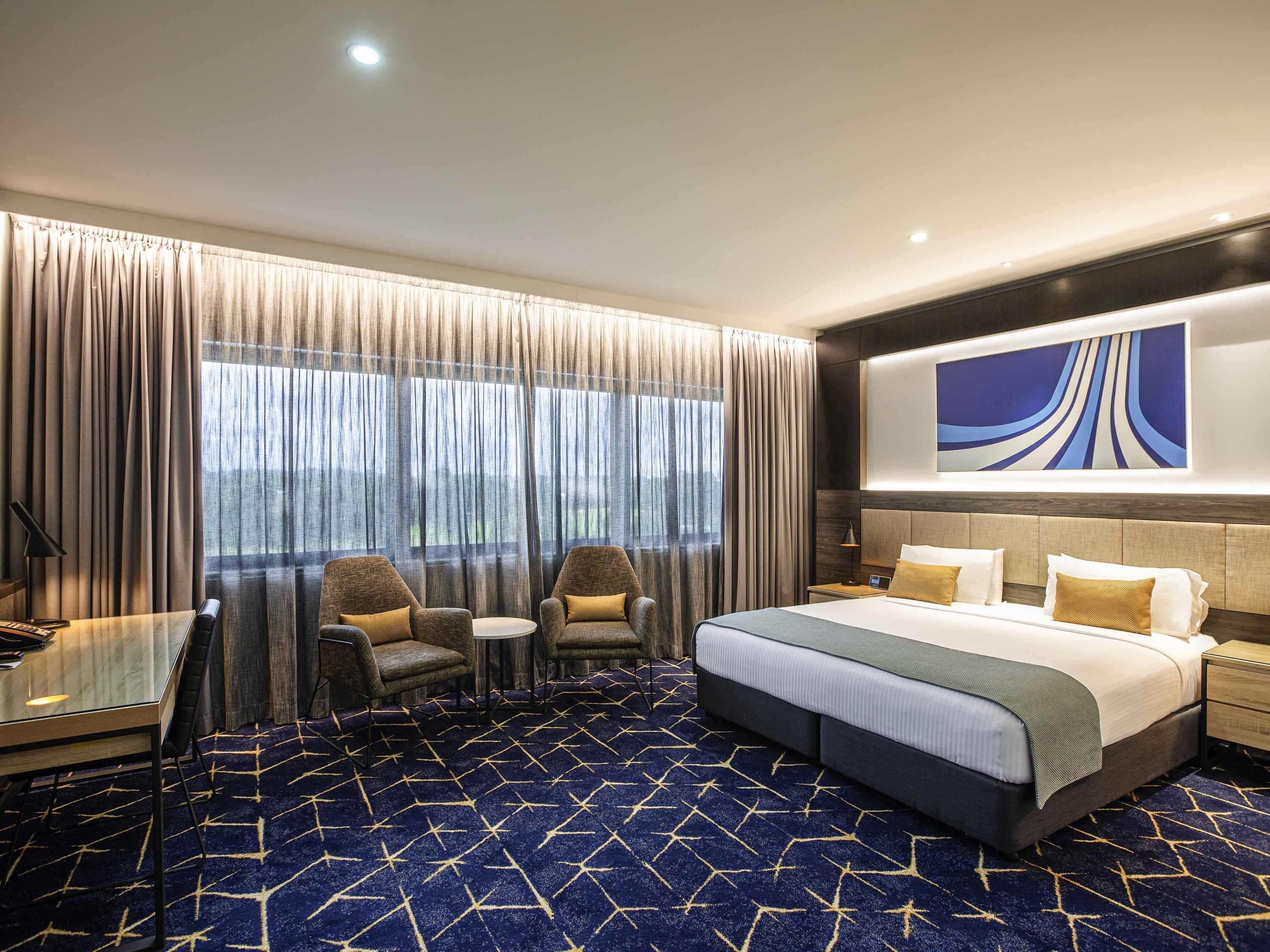 Superior Room, 1 King Bed (Spa) | Egyptian cotton sheets, premium bedding, pillowtop beds, minibar