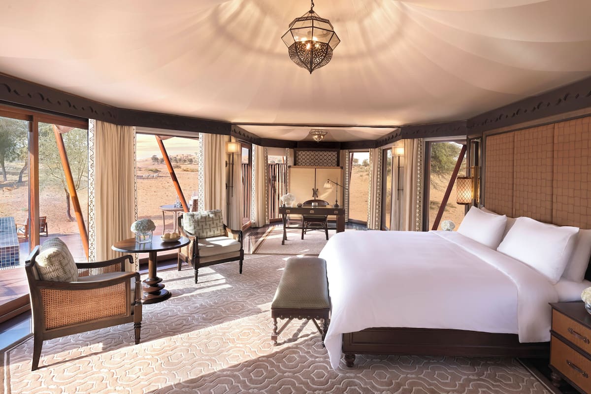 Villa, 1 King Bed with Sofa bed (View) | Egyptian cotton sheets, premium bedding, down comforters, minibar