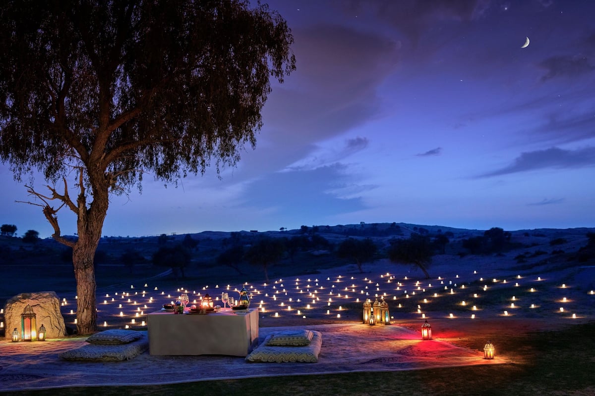 2 restaurants, breakfast, lunch served; local and international cuisine