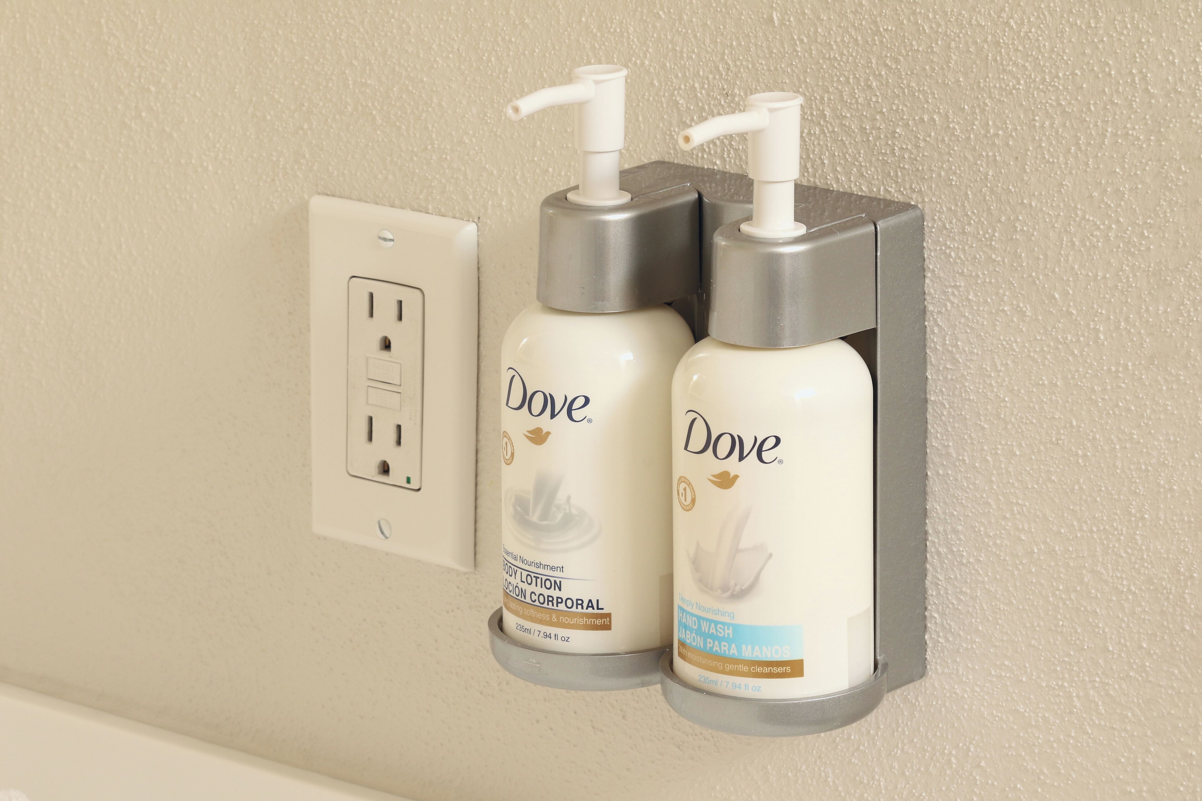 shower, rainfall showerhead, free toiletries, hair dryer