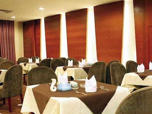 Zhanjiang Zhongtailai Hotel (Yifu International Plaza Branch)