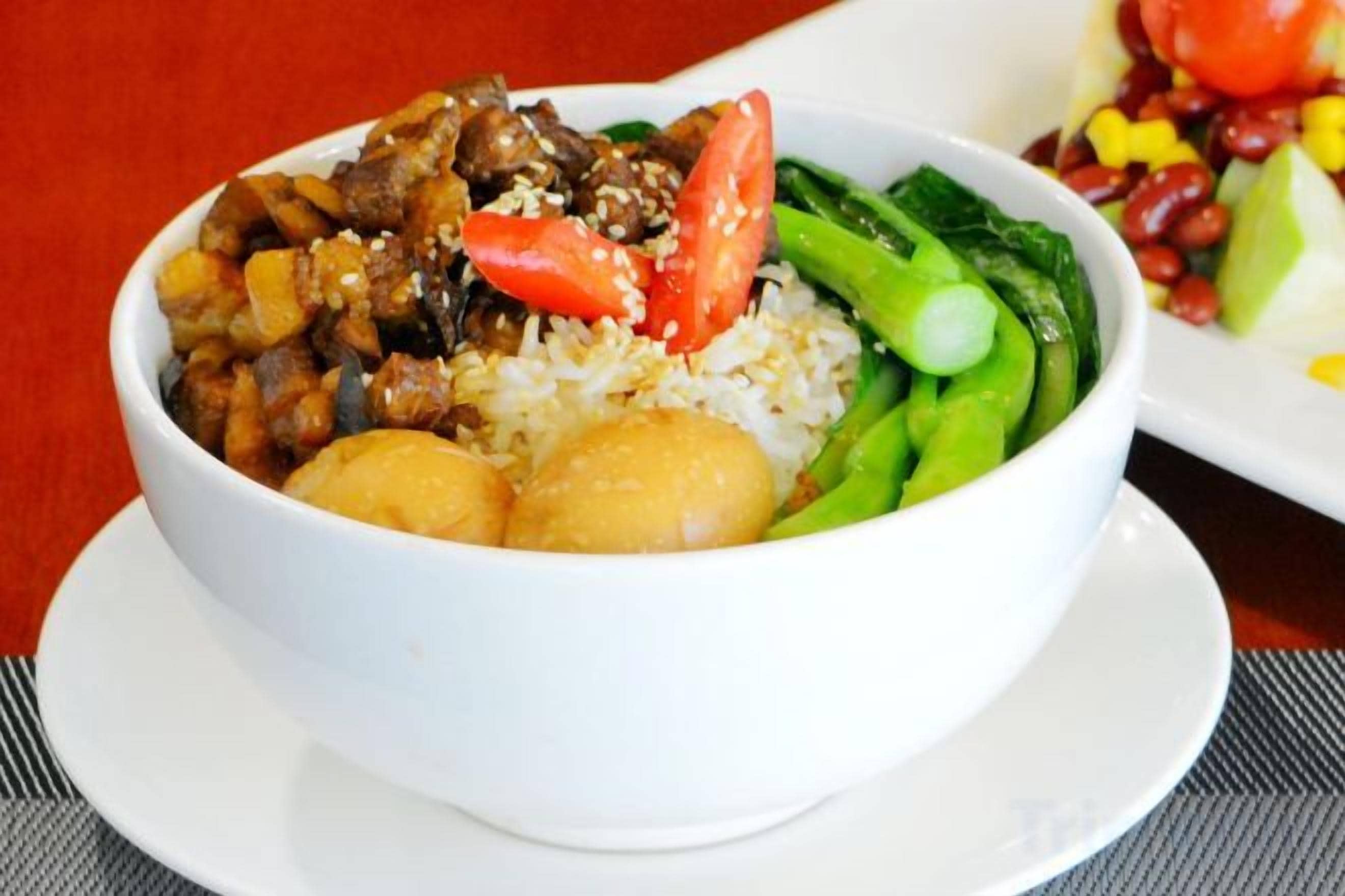 Makanan dan minuman
