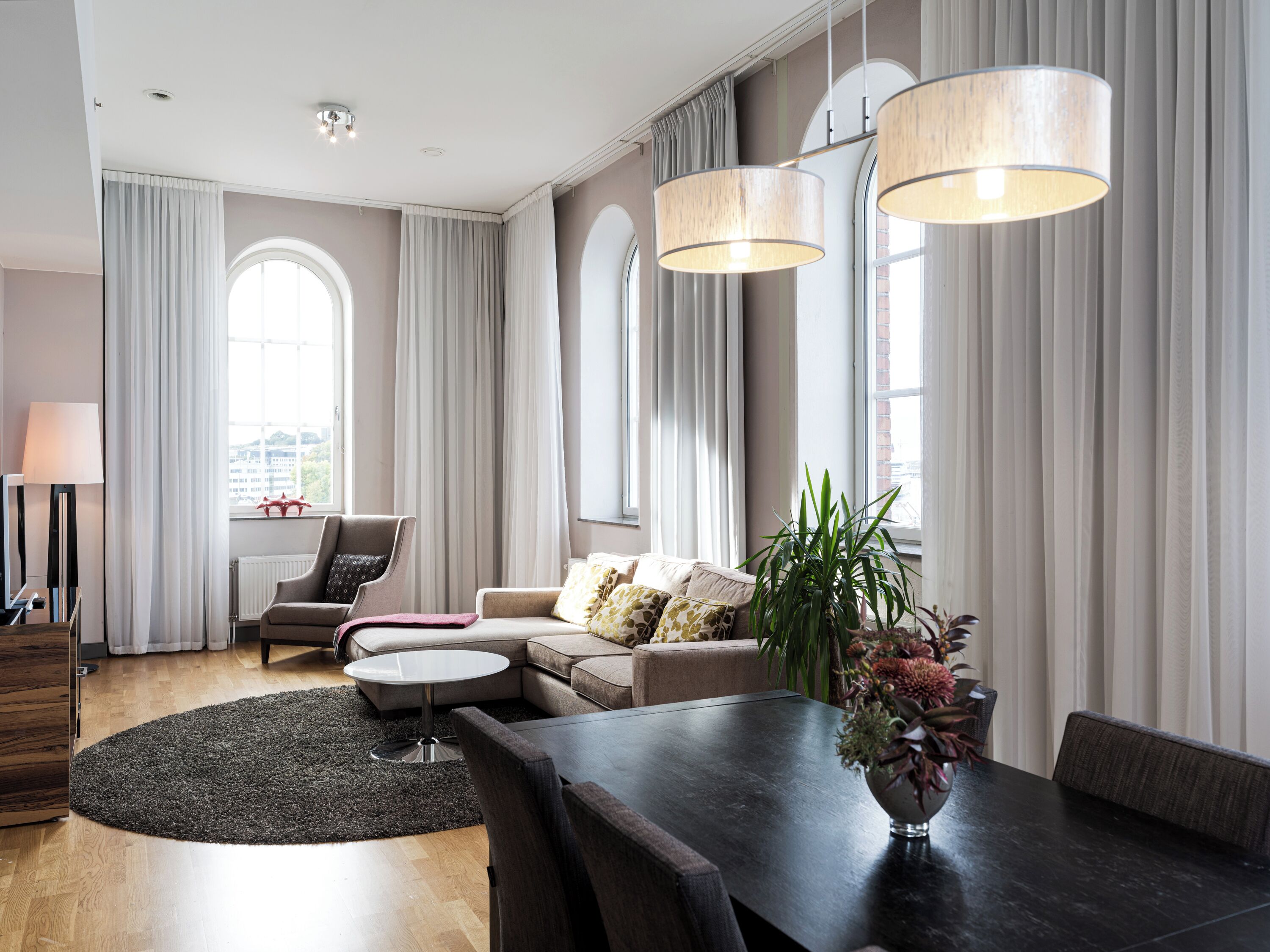 Executive Suite (Spa not included) | Hypo-allergenic bedding, in-room safe, desk, soundproofing