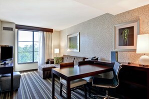 Suite, One King Bed, Accessible | Premium bedding, down comforters, pillowtop beds, in-room safe - Embassy Suites by Hilton Savannah Airport (Savannah)