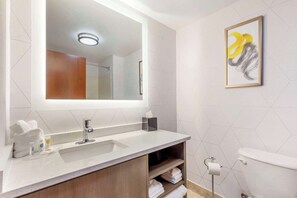 Suite, Nichtraucher | Schreibtisch, Bügeleisen/Bügelbrett, kostenloses WLAN, Bettwäsche