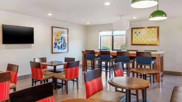 Desayuno continental incluido todos los días