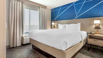 Skrivebord, strykejern/-brett, wi-fi (inkludert) og sengetøy