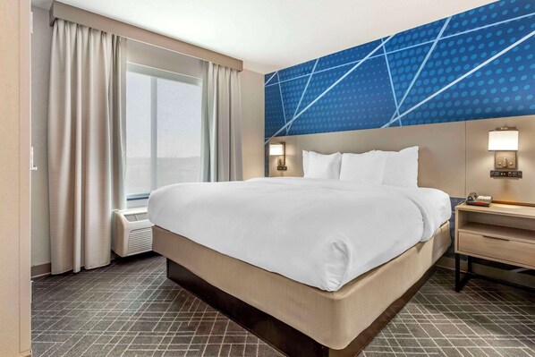 Bureau, fer et planche à repasser, Wi-Fi gratuit, draps fournis