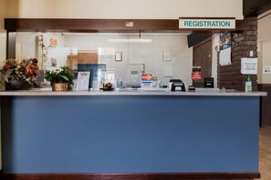 Reception -  OYO Hotel Morton/East Peoria I-74 (Morton)