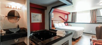 Bay City Inn