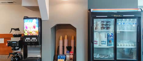 Free daily continental breakfast