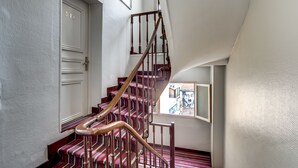 Building design - Montmartre Clignancourt (Paris)