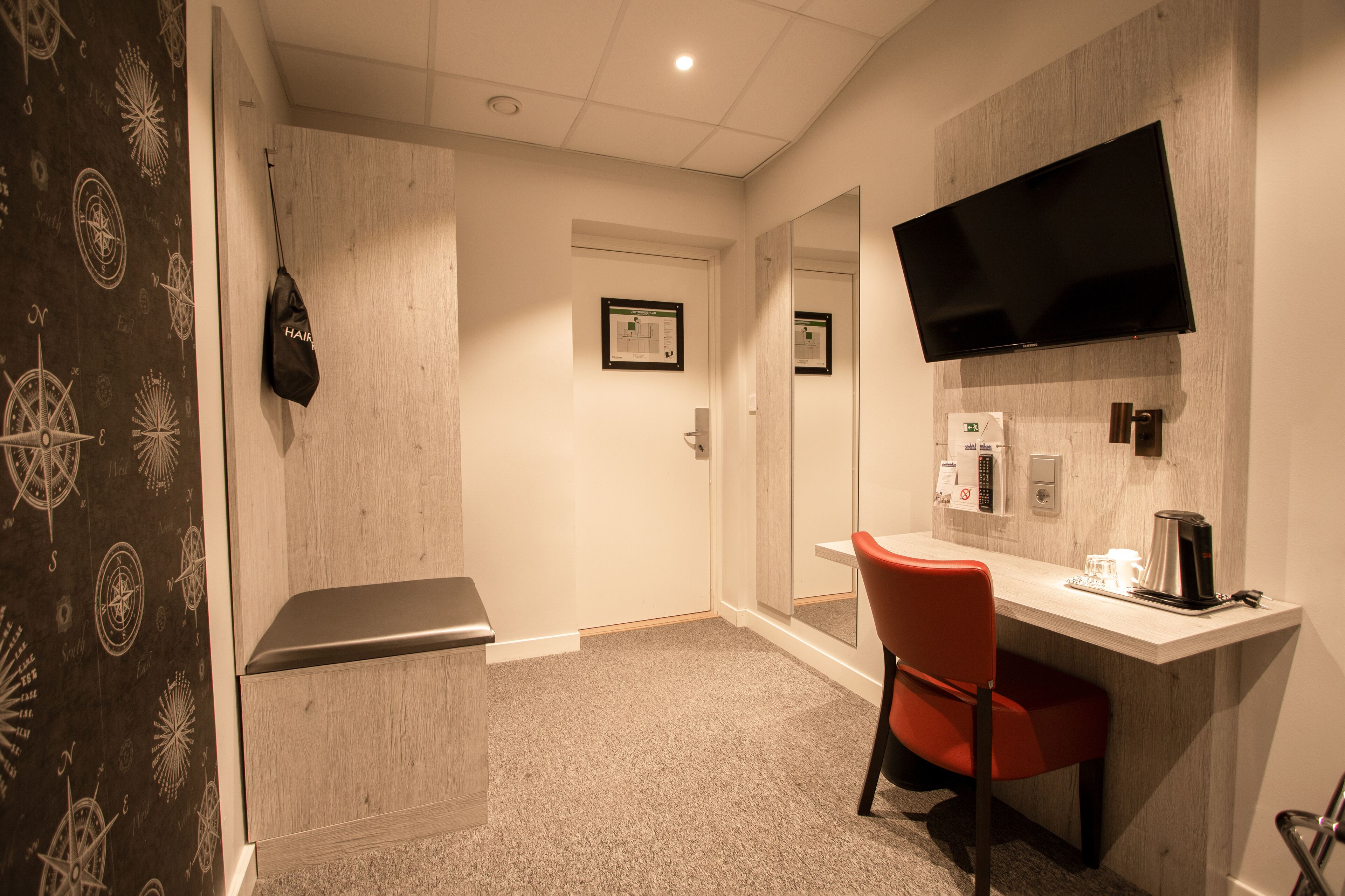 standard single room, 1 single bed, shared bathroom | 1 bedroom, pillow-top beds, individually decorated