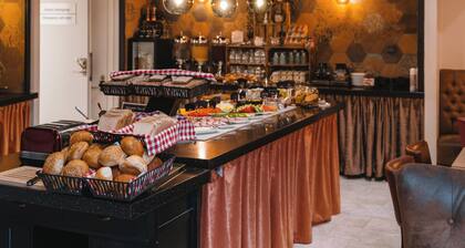 Dream – Luxury Hostel