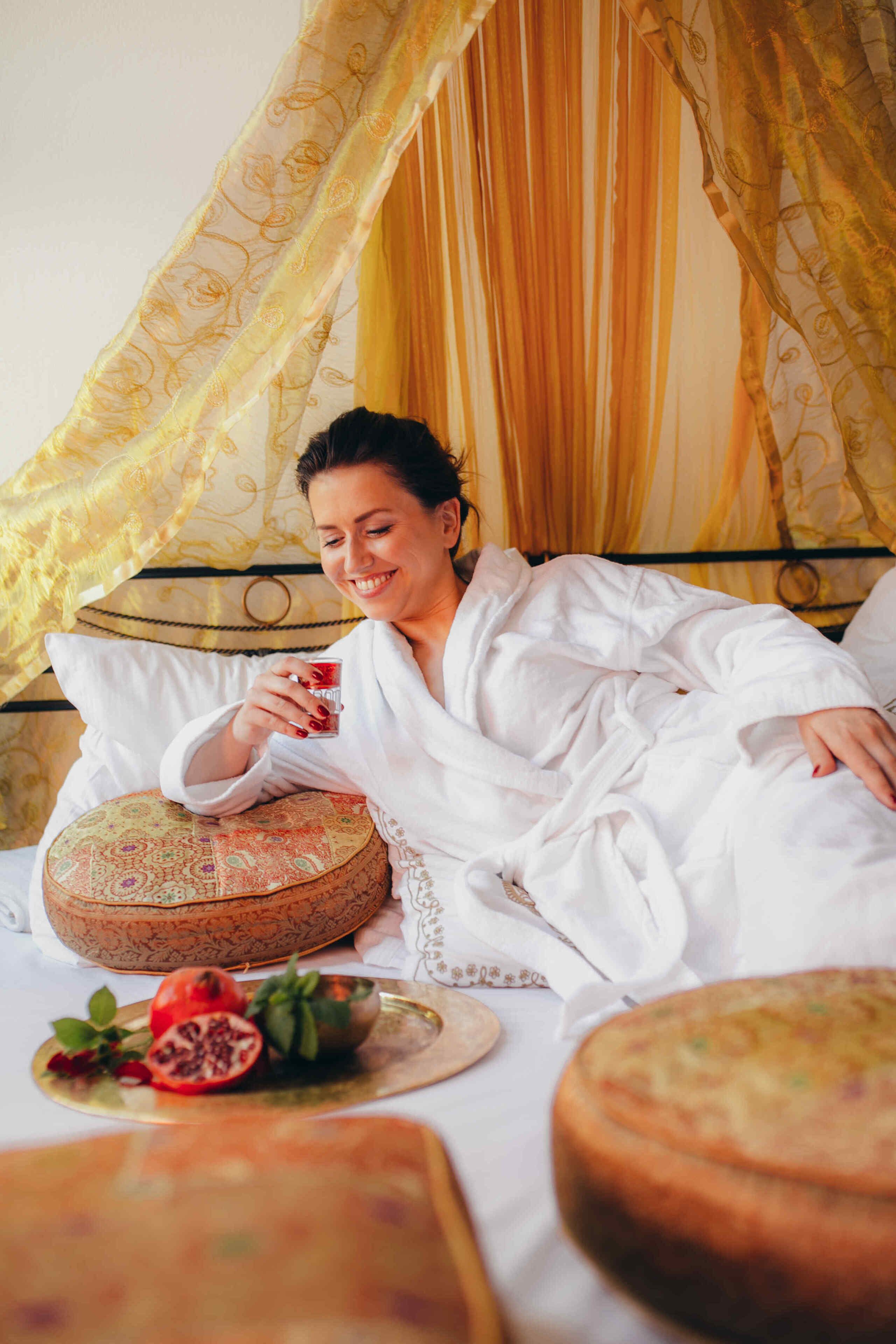 커플 트리트먼트룸, 사우나, 스팀룸, 전신 트리트먼트, 아로마테라피, 핫스톤 마사지