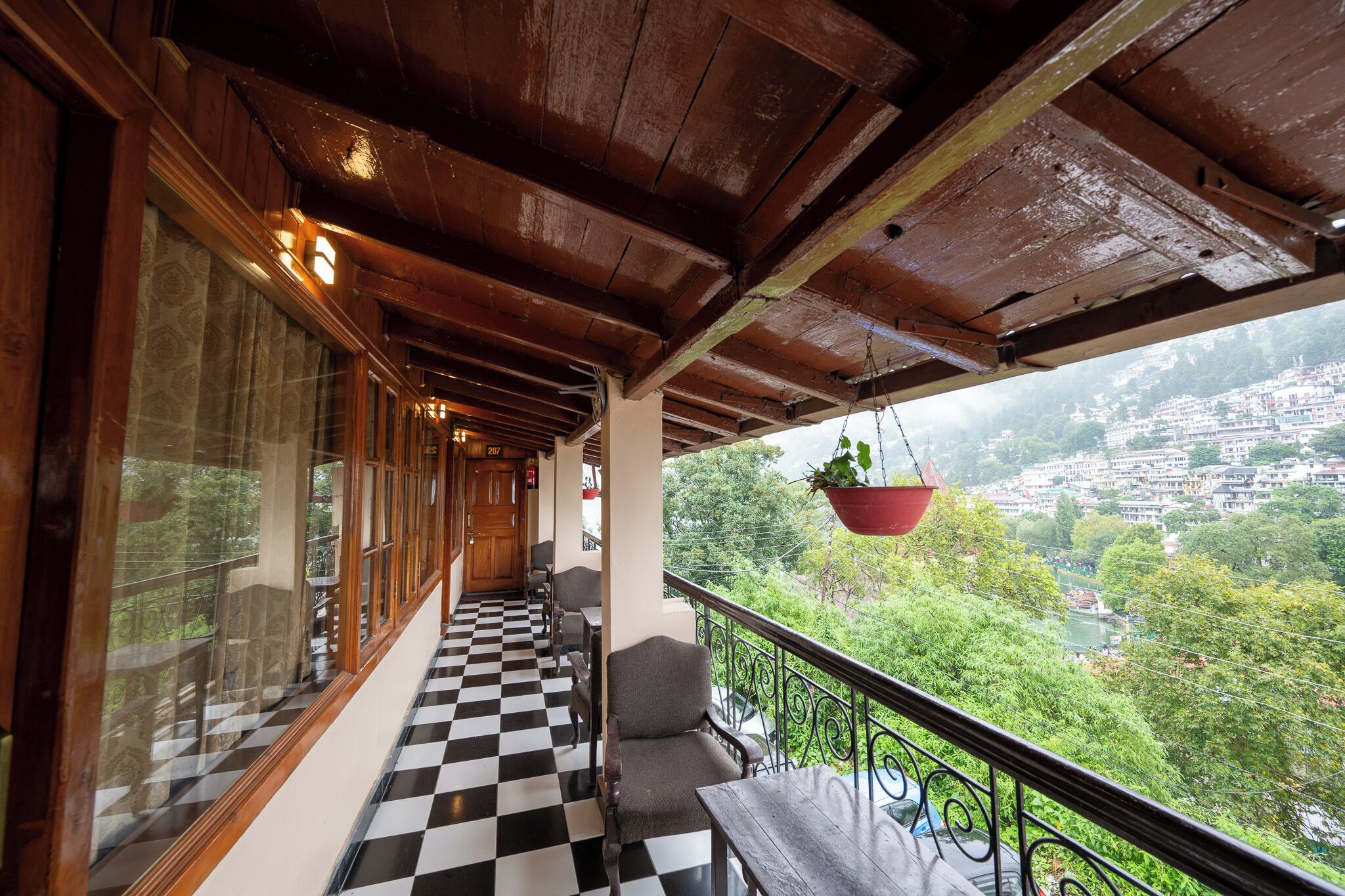 Heritage Family Room | Terrace/patio