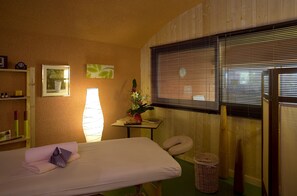 Hot tub, body treatments, aromatherapy, facials, massages - Hob Fort Du Pré (Saint-Bonnet-le-Froid)