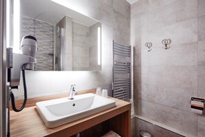 Baño accesible en silla de ruedas