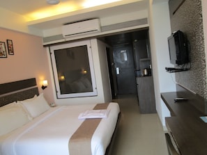 Executive Room, 1 Double or 2 Twin Beds | Premium bedding, Select Comfort beds, desk, iron/ironing board - Park Prime Goa (Panaji)