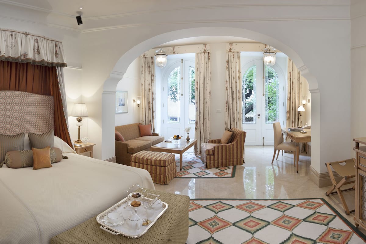 premium bedding, minibar, in-room safe, individually decorated