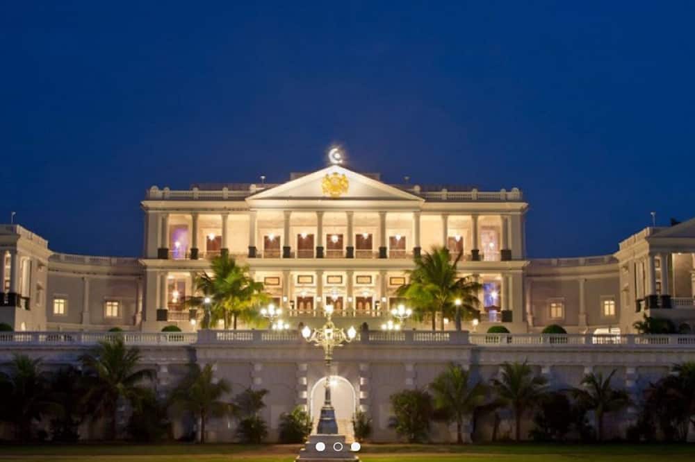 Taj Falaknuma Palace