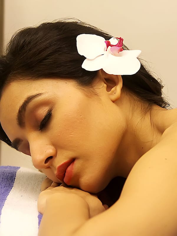 Body treatments, aromatherapy, hot stone massages, deep-tissue massages