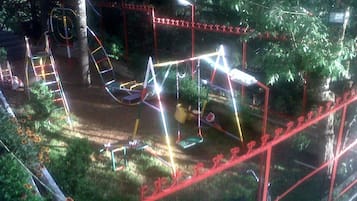 Children’s play area – outdoor
