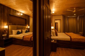 Suite | Peralatan tempat tidur premium, busa memori, bar mini