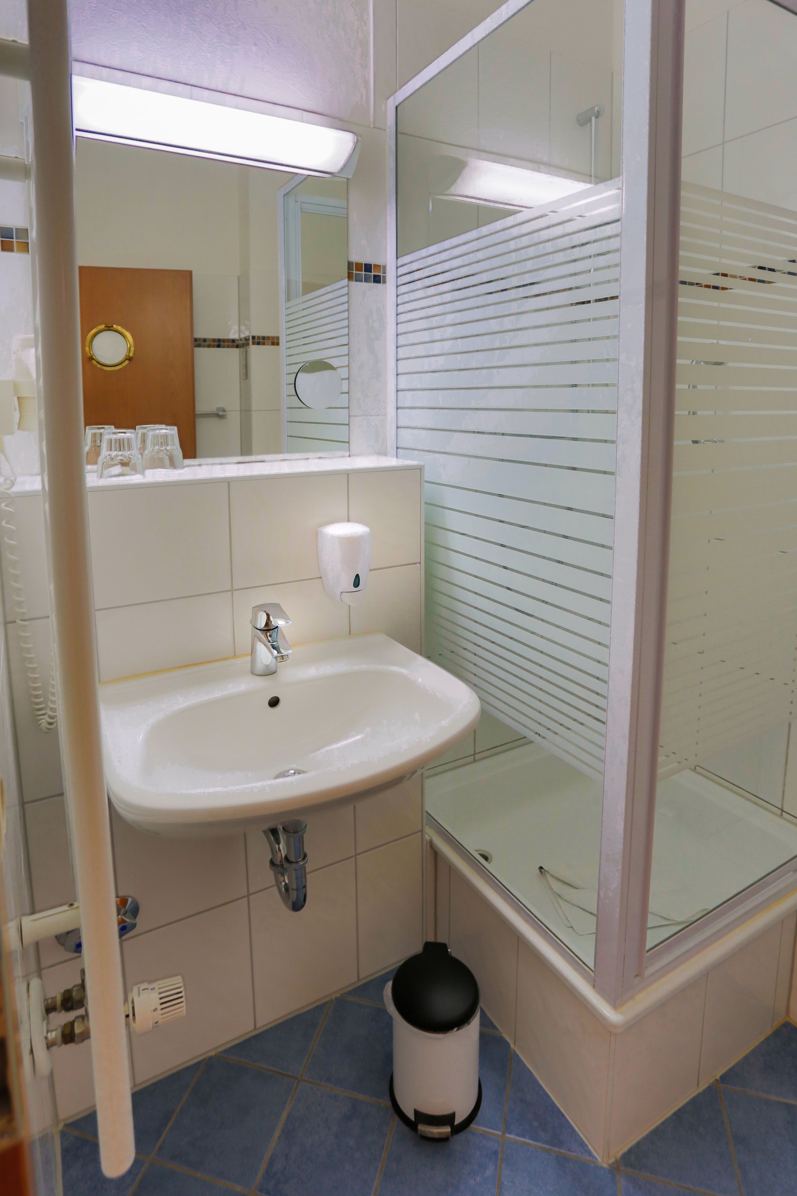 double room, city view | bathroom | shower, free toiletries, hair dryer, towels