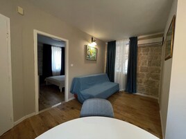 leilighet for to personer with kitchen | Oppholdsområde | LCD-TV