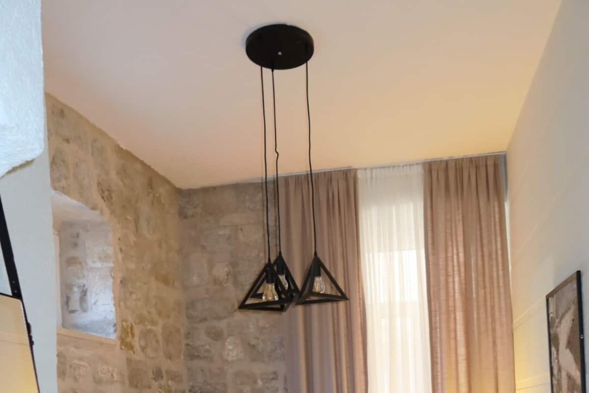 2 bedrooms, premium bedding, memory-foam beds, individually decorated