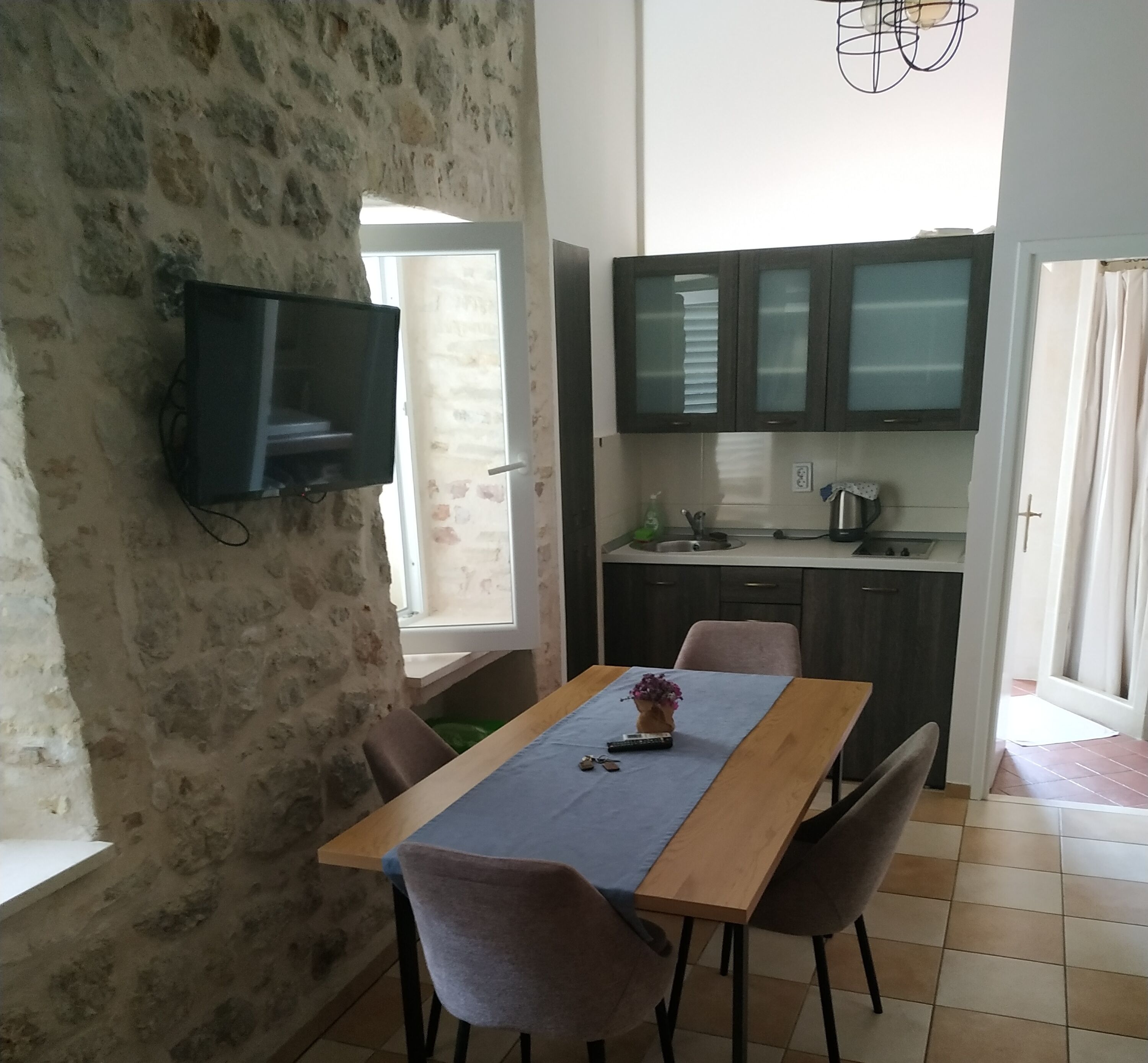 apartment for 5 people with kitchen | private kitchen | fridge, oven, stovetop, coffee/tea maker