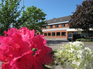 Exterior - Beauty & Wohlfühl Hotel (Syke)