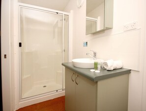 Toallas y papel de baño 