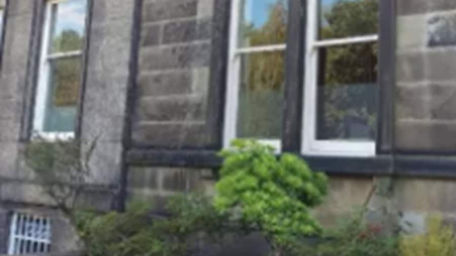 Edinburghhouse Hotel