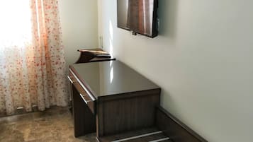 Dundyner, pengeskab på værelset, strygejern/strygebræt, gratis Wi-Fi