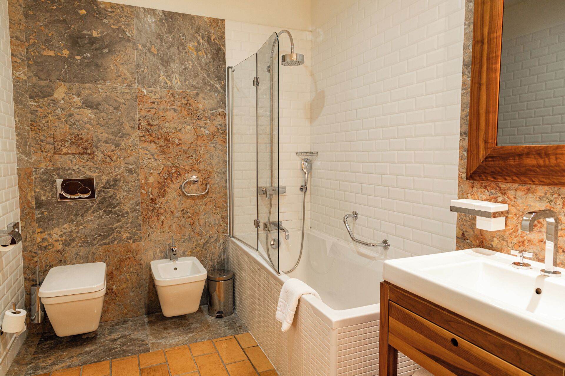 junior suite, 1 double bed with sofa bed, river view | bathroom | shower, free toiletries, hair dryer, bathrobes