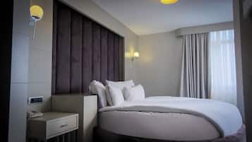 Premium bedding, minibar, in-room safe, desk