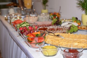 Breakfast buffet - Hotel Belwederski (Warsaw)