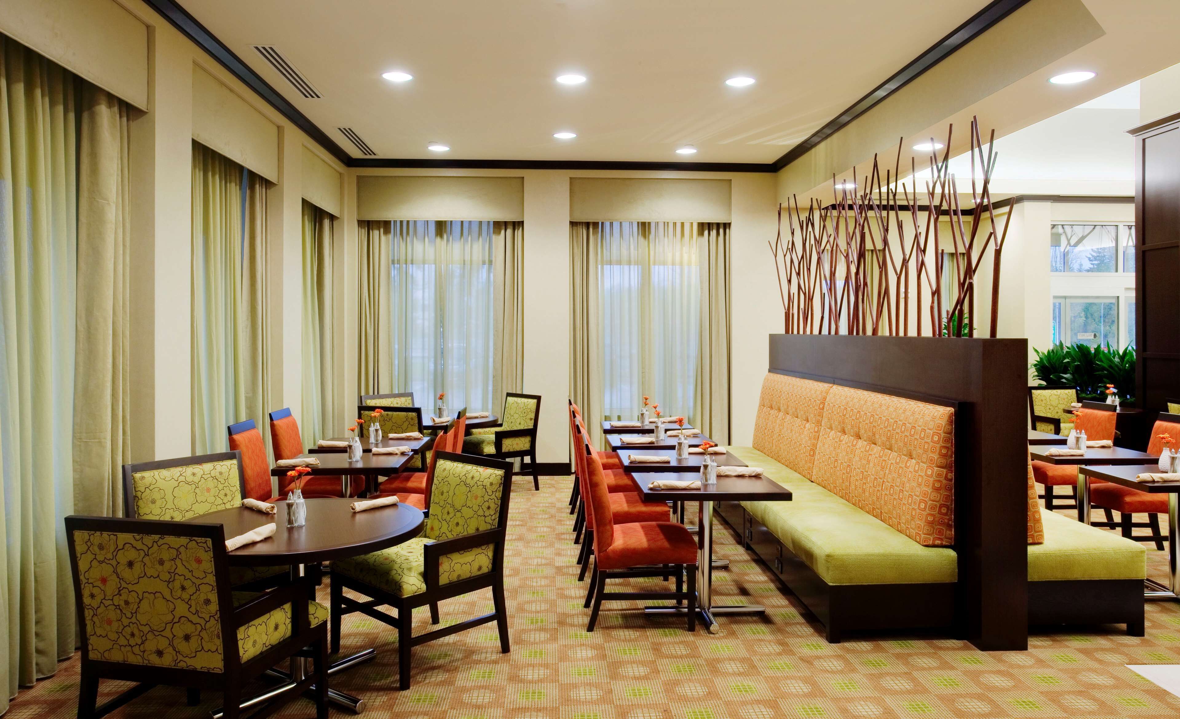 breakfast and dinner served