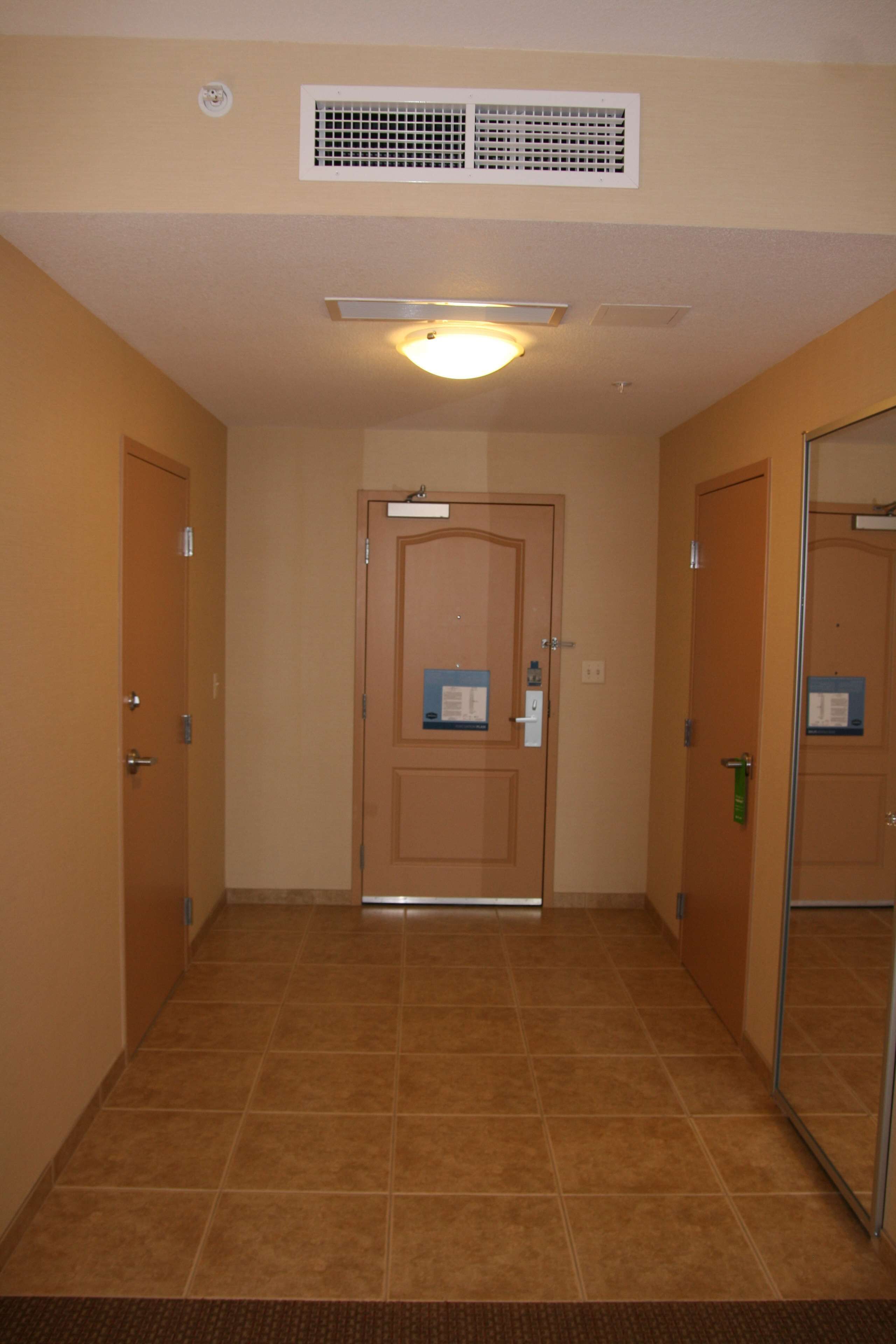 room, 2 queen beds, accessible, non smoking | premium bedding, down duvets, pillow-top beds, in-room safe