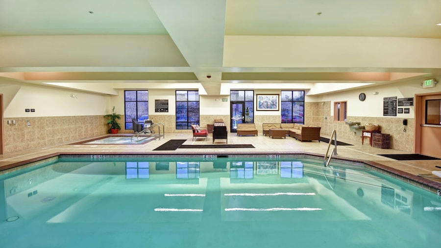 Hampton Inn & Suites Folsom