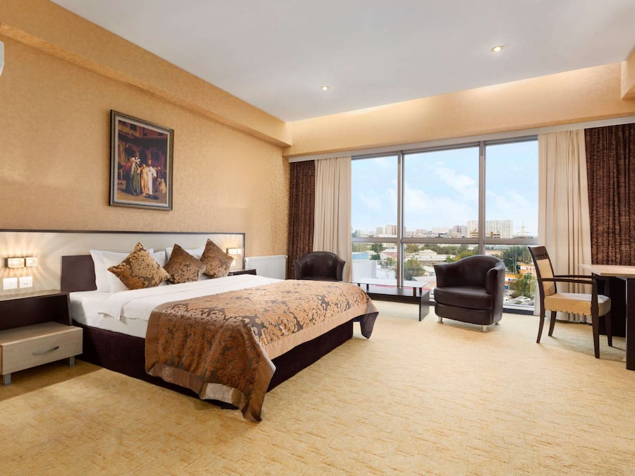 Minibar, caja de seguridad en la habitación y sistema de insonorización