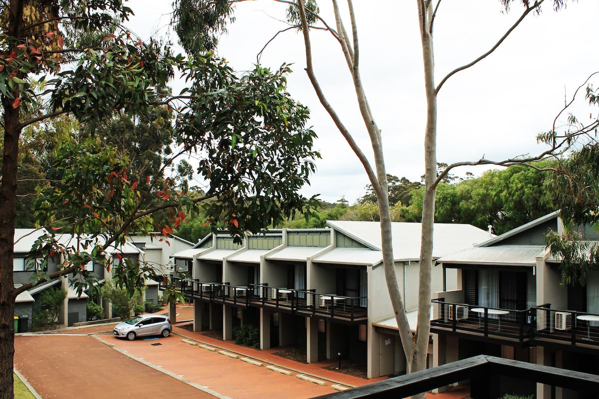 Standard-Apartment, 2 Schlafzimmer (Roadside) | Terrasse/Patio
