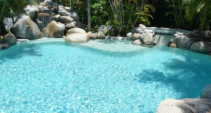 Beach Terraces- Port Douglas